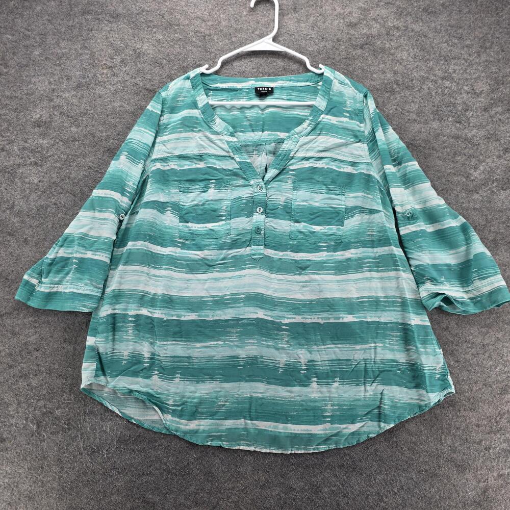 Torrid Tunic Womens 2 Plus Green Striped V-Neck Rayon Harper Casual Lightweight